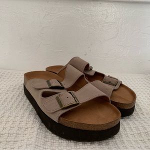 Tan White Mountain Footbeds Size 8